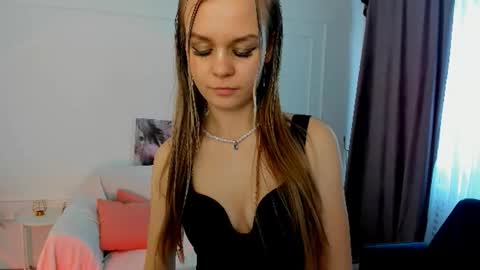 midnighteaura online show from March 22, 8:29 am