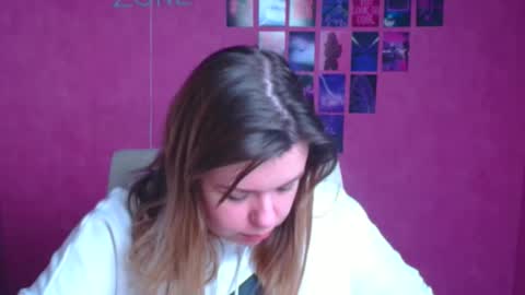 Mariana online show from November 3, 12:17 pm