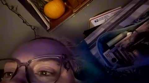 midnightseducer1 online show from April 17, 7:44 am