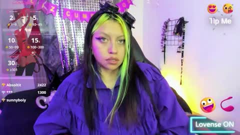 midory_ online show from November 3, 8:26 am