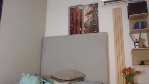 miel online show from March 25, 12:23 pm