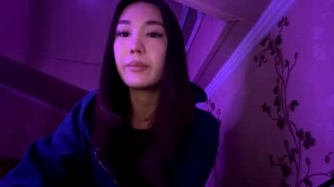 migdaliafenlon online show from October 9, 2:22 pm