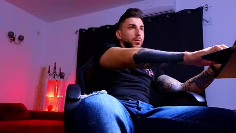 MightyAaron online show from September 15, 2:02 am