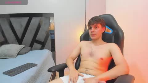 Miguel online show from April 16, 9:50 pm