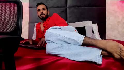 miguelsanfrancisco online show from September 18, 3:38 pm