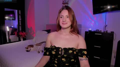 Mia Jhones online show from April 16, 2:11 am