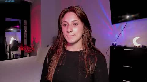 Mia Jhones online show from April 2, 3:25 am