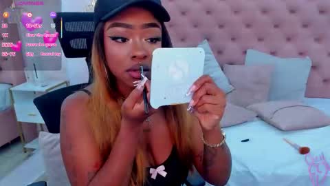 Miia Schwarz  online show from September 14, 9:44 am