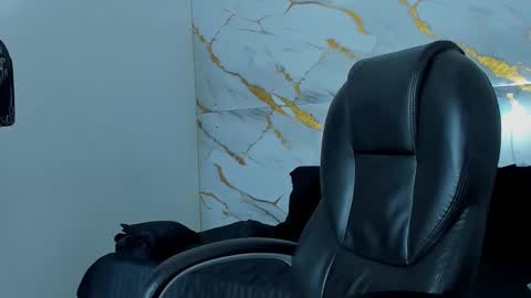 Daniel online show from January 13, 1:30 pm