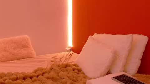 Amira online show from November 20, 6:23 am