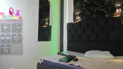 miiss_evaa online show from November 25, 11:20 am