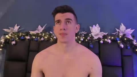 mikael online show from December 3, 5:08 am