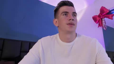 mikael online show from February 24, 3:53 am