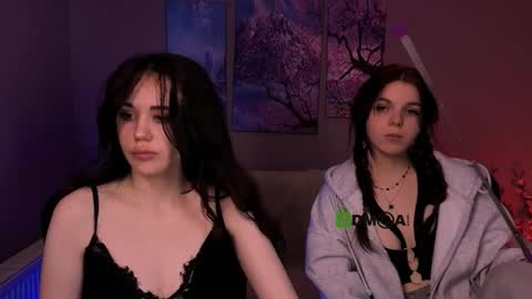 Mika online show from February 9, 8:44 pm