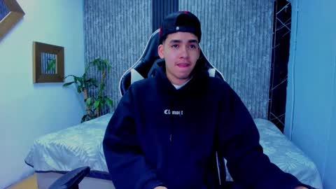 Mike 0233 online show from November 16, 4:25 am