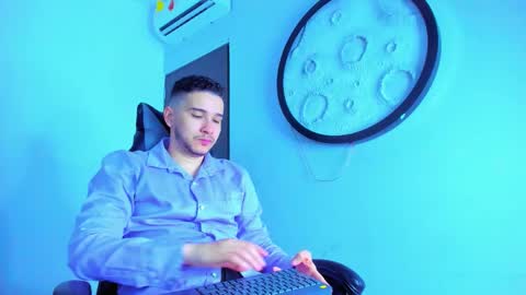 Mike  online show from January 17, 11:30 am