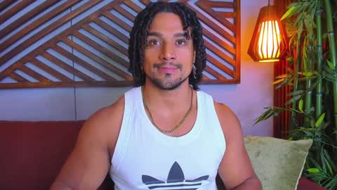 Snapshot of mike_estevess chatting on January 25, 6:23 am   online show from January 25, 6:23 am
