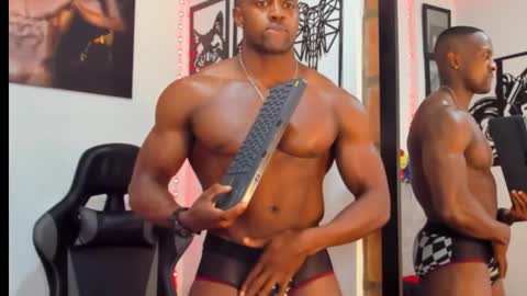 Snapshot of mike_kilian1 chatting on October 27, 7:25 pm mike kilian1 online show from October 27, 7:25 pm