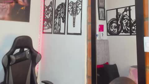 Snapshot of mike_kilian1 chatting on October 20, 11:59 am mike kilian1 online show from October 20, 11:59 am