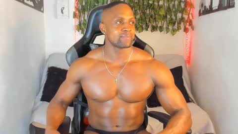 Snapshot of mike_kilian1 chatting on February 18, 12:48 am mike kilian1 online show from February 18, 12:48 am