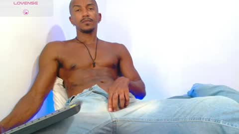         Mike Jay online show from October 16, 6:51 pm