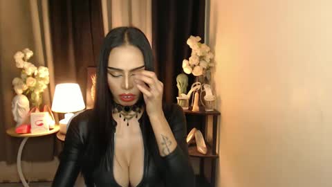 Mistress MikeyAlawi online show from January 26, 10:02 am