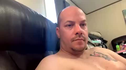 mikeylikesit2222 online show from October 12, 3:48 pm