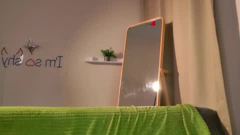 mikka_blush online show from April 4, 11:23 pm