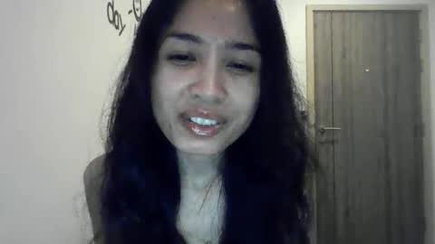 Snapshot of mikonee4u chatting on October 25, 4:18 pm MikoNee4u online show from October 25, 4:18 pm