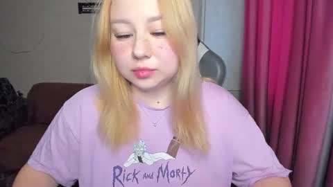 Mila shy sensual person  online show from November 13, 10:18 am