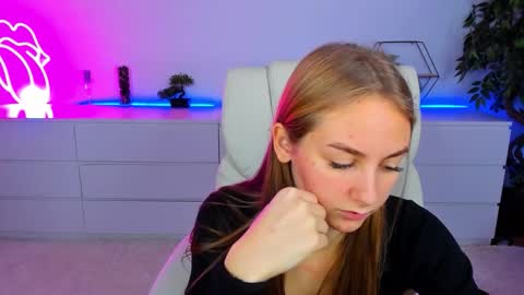 Snapshot of milaaddam chatting on October 11, 7:02 am Milla online show from October 11, 7:02 am