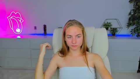 Snapshot of milaaddam chatting on September 10, 5:41 am Milla online show from September 10, 5:41 am