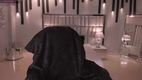 Mila online show from February 2, 5:04 am