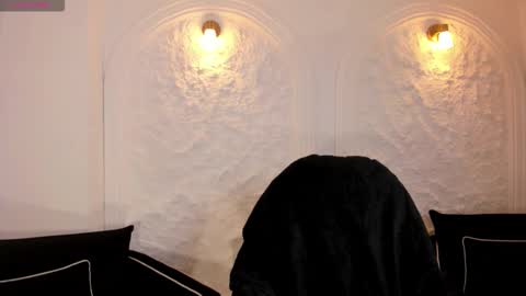 Mila online show from October 21, 2:05 am