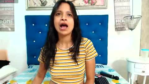 miladiosa online show from October 17, 12:53 pm