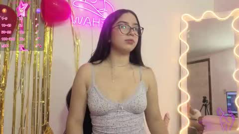 milah_tay online show from February 27, 11:58 am