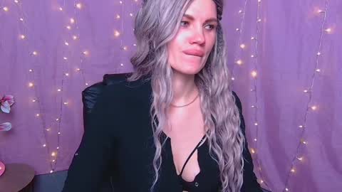 Milaloona online show from March 27, 1:45 pm