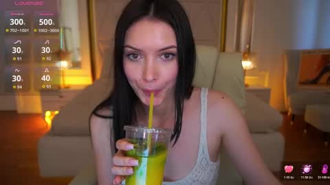 Milana online show from May 17, 1:31 pm