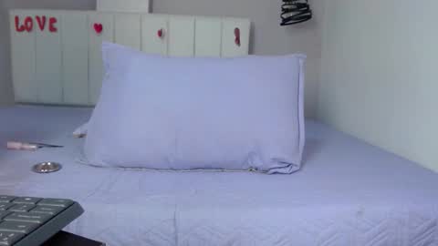 MilaRossi online show from February 19, 2:49 pm