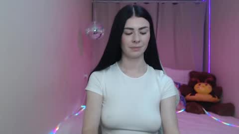 milasecretsss online show from May 21, 12:01 pm