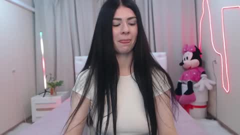 milasecretsss online show from May 16, 6:21 am