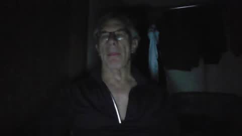 Milehi1958 online show from November 30, 12:34 pm