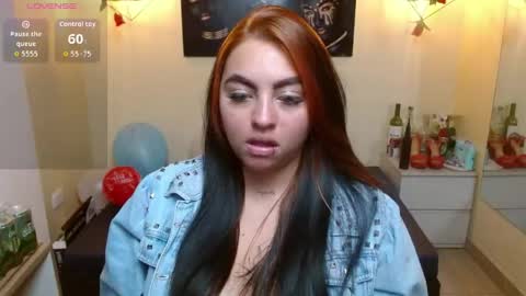Miley online show from April 28, 1:37 pm