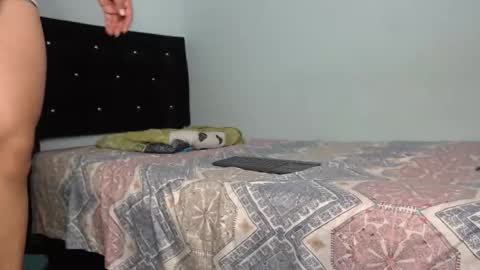 Anay velez online show from January 8, 4:07 am