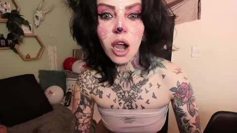 Isabella online show from March 20, 1:38 pm