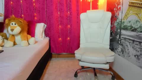 Nakary Bustamante online show from March 2, 1:37 am