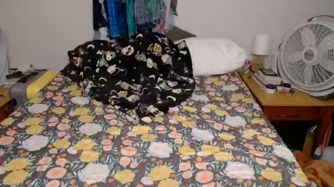 MILF Monee online show from February 18, 1:16 am