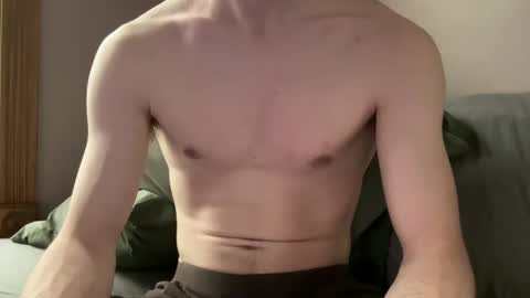 milkedboy964 online show from May 12, 10:19 pm