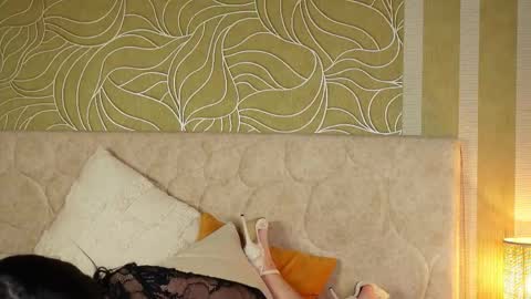 MillaBliss online show from April 16, 9:15 pm