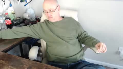 millenium0129 online show from December 4, 7:50 pm